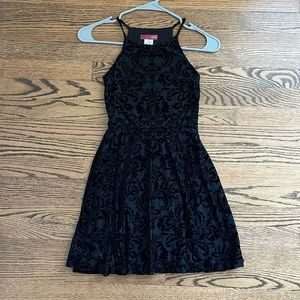 Aqua girls size Medium black velvet detail A-line dress